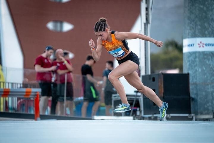 Alba Lázaro durante su participación en el Campeonato de España en La Nucía. / rfea.com