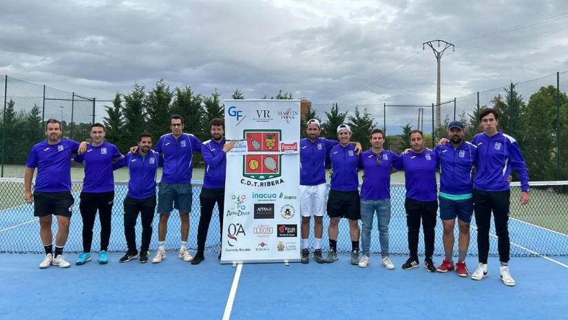 La formación morada durante su participación en el pasado Campeonato de España. / Club Tenis Ribera