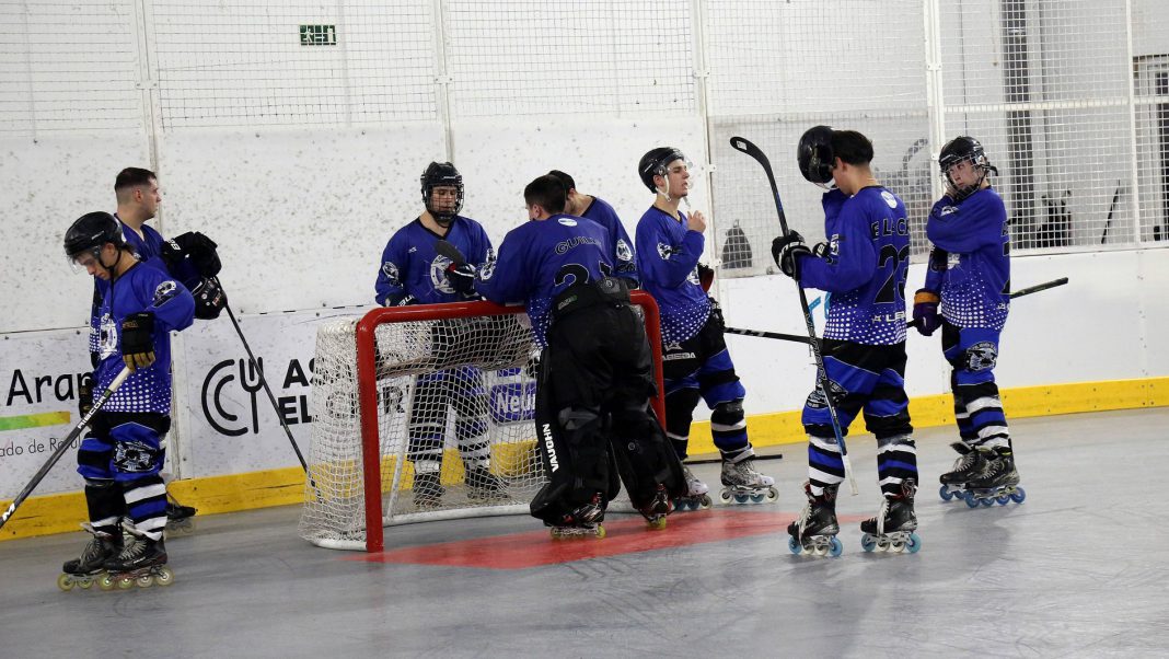 Los integrantes de Club Hockey Línea Aranda volvieron a perder en casa. / Alberto Collantes (CHLA)