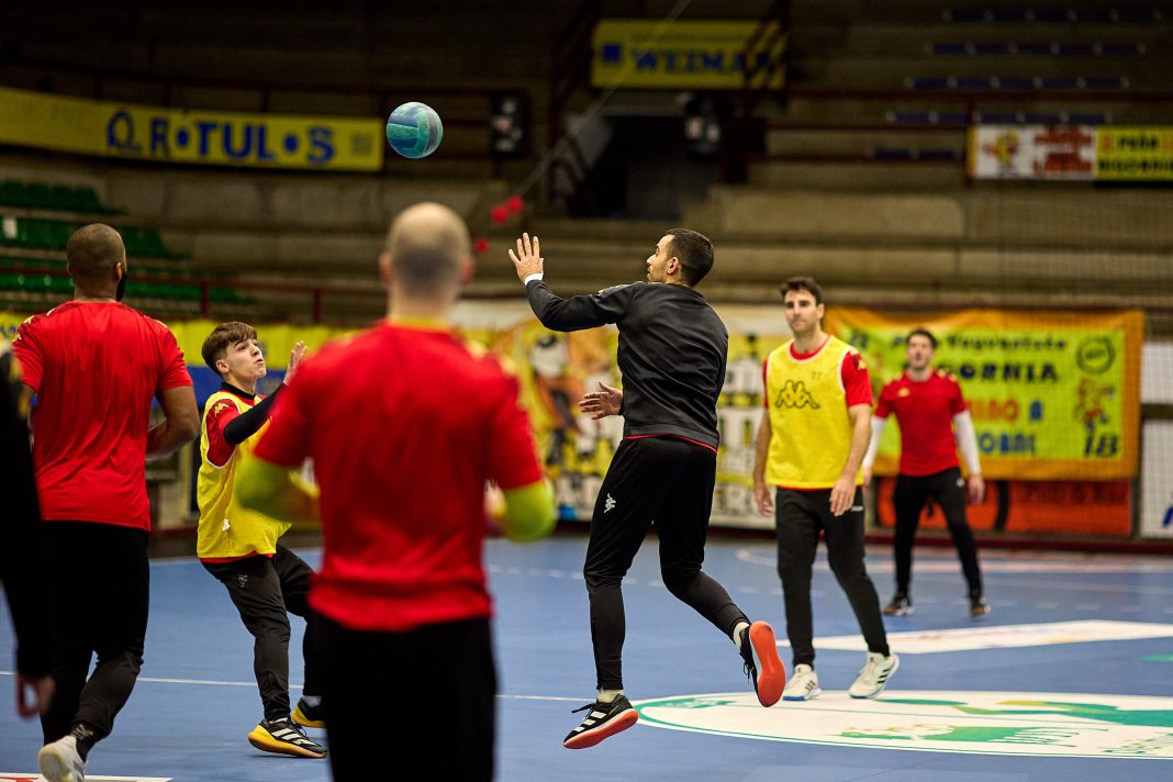 Los amarillos están listos para el partido de este viernes ante Valladolid. / Villa de Aranda (Arcalle)